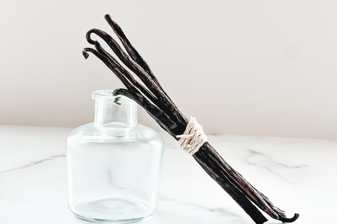 How to Make Homemade Vanilla Extract